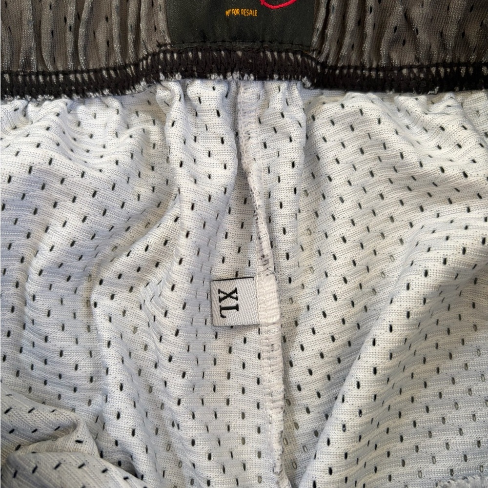 Bystanders Graphic Mesh Shorts Streetwear Flames “Your Soul Is Mine” Size XL - Picture 6 of 7